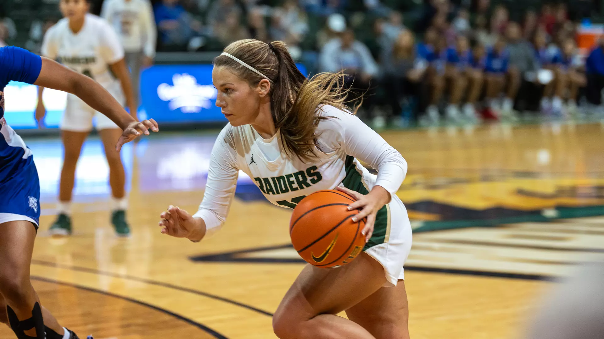 Taylor women's basketball shop