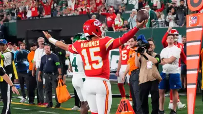 Chiefs' Mahomes joins USA Football in youth football support; three youth  clinics planned in Missouri