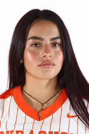 Mia Cruz - Softball - Syracuse University Athletics
