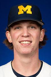 Connor O'Halloran sets tone in first start of the season for Michigan