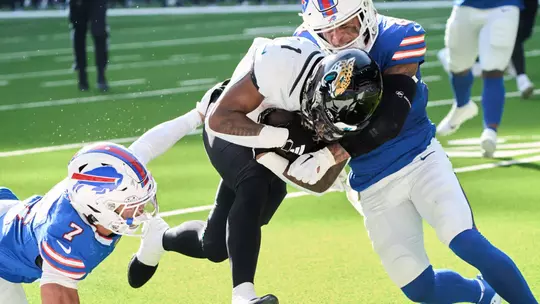 The Bills all white unis are so damn CLEAN. : r/buffalobills