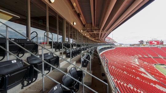 49ers Selling New Club With Field-Level Seats - VenuesNow