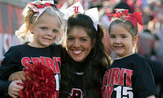 Cheerleading Pom Poms for sale in Louisville, Kentucky