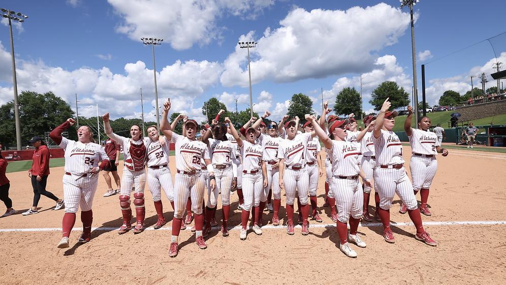 The University of Alabama softball team celebrates punching their ticket to the Super Regionals against Southeastern at Rhoads Stadium in Tuscaloosa, AL on Sunday, May 19, 2024.
