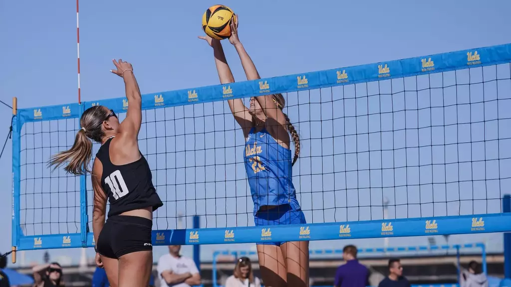 Preview: Women's Beach Volleyball Opens 2023 Season at Virginia