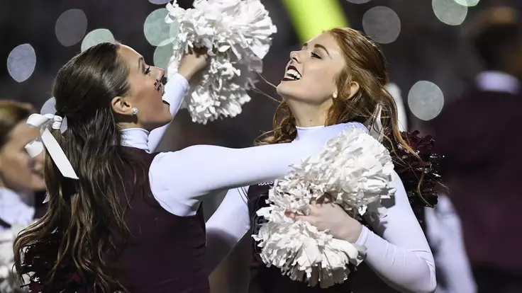 Egg Bowl Cheerleader 2019