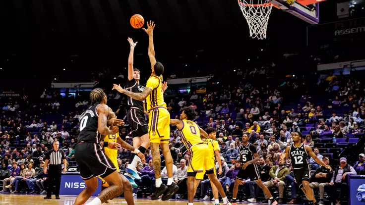 BATON ROUGE, LA - January 28, 2026 - Mississippi State Forward Sergej Macura (#11) during the game between the LSU Tigers and the Mississippi State Bulldogs at Pete Maravich Assembly Center in Baton Rouge, LA. Photo By Mike Mattina