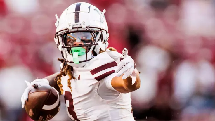 FAYETTEVILLE, AR - November 01, 2025 - Mississippi State Wide Receiver Anthony Evans III (#3) during the game between the Arkansas Razorbacks and the Mississippi State Bulldogs at Donald W. Reynolds Razorback Stadium in Fayetteville, AR. Photo By Mike Mattina