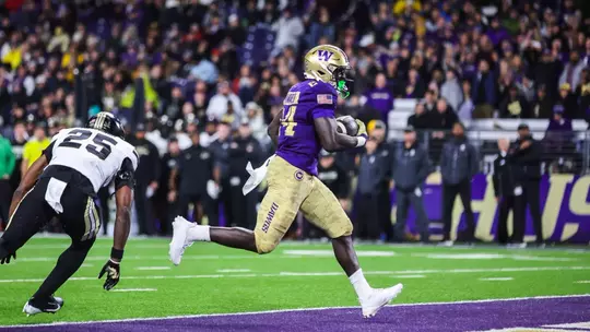 Adam Mohammed reaches the end zone against Purdue