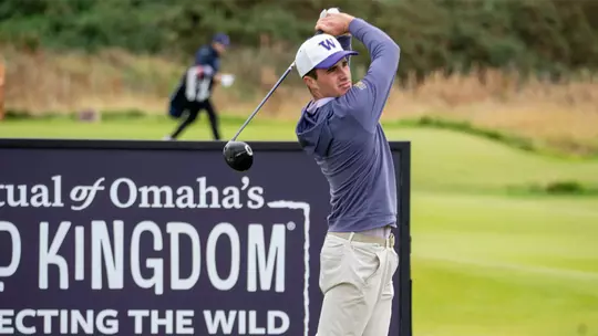 Hamish Farquharson hits at tee shot during round one of the St Andrews Links Collegiate