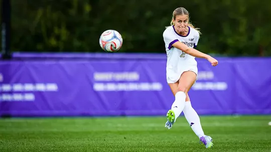 Anna Menti sends a ball down the field