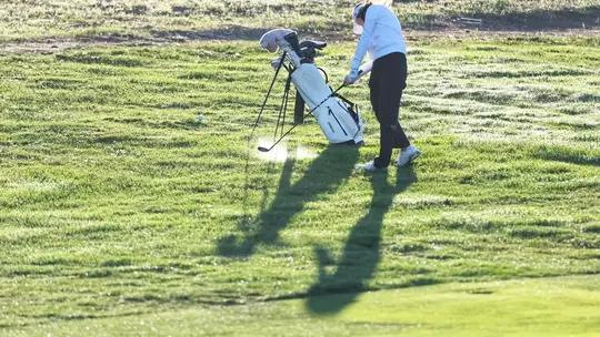 WGOLF action shot Amber Li