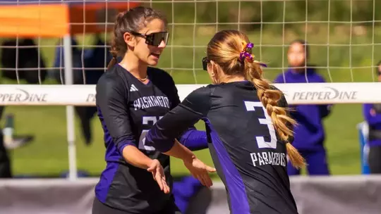 BVB: Huskies win vs Pepperdine