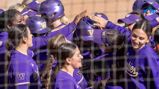 Husky celebration at Mary Nutter Classic vs Auburn
