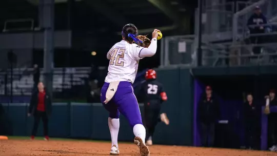 Giselle Alvarez action shot