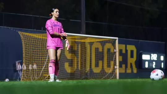 Tanner Ijams prepares for a goal kick at Michigan
