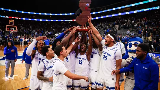 Pirates Lift Garden State Hardwood Classic Trophy
