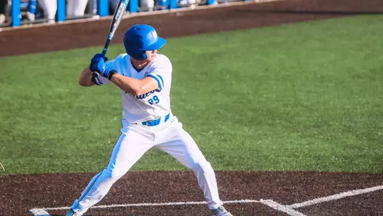 Shea Grady batting