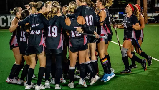 25 Field Hockey clinching win