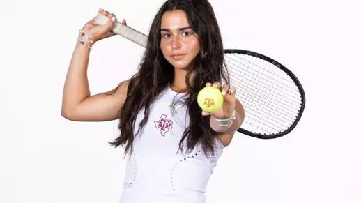 COLLEGE STATION, TX - May 28, 2025 - During recruiting visit in College Station, TX. Photo By Evan Pilat/Texas A&M Athletics