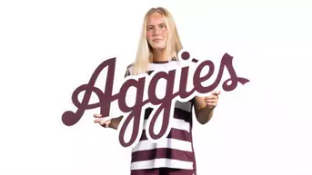 Brynja Knudsen at her recruiting trip portrait shoot
