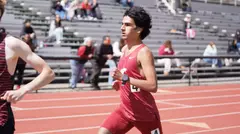 Muhammed Ahmed runs at the 2026 Cougar Classic