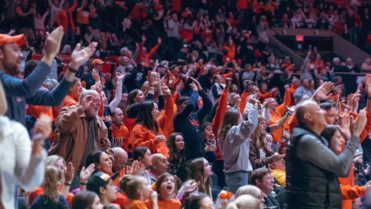 Illini WBB crowd State Farm Center