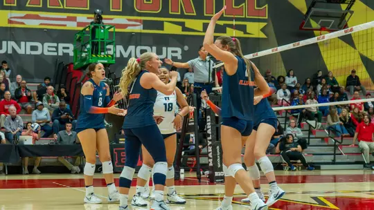ILLINI VB - Celebration at Maryland