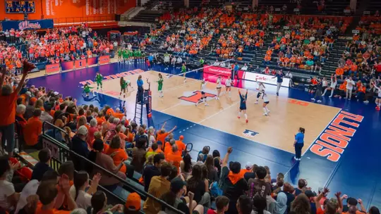 CHAMPAIGN, IL - September 26, 2025 - \vb during the match between the Oregon Ducks and the Illinois Fighting Illini at Huff Hall in Champaign, IL. Photo By Eason Zhou/Fighting Illini