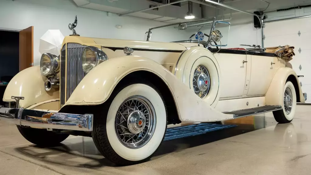 1934 Packard