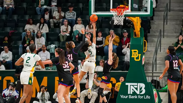 Darianna Littlepage-Buggs layup vs Kansas