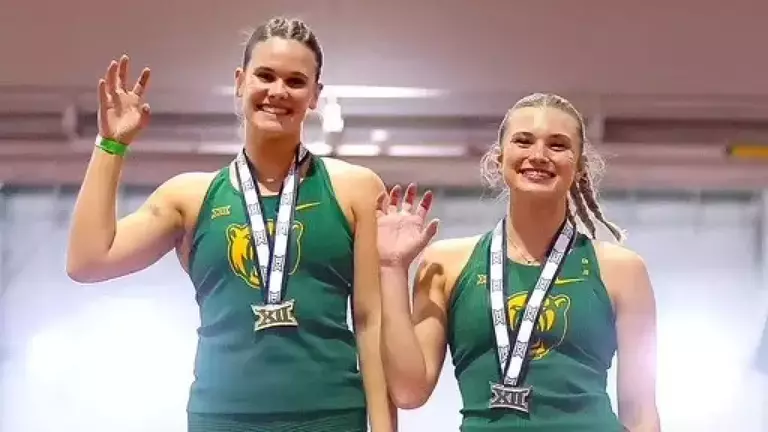 Molly Haywood and Tenly Kuhn