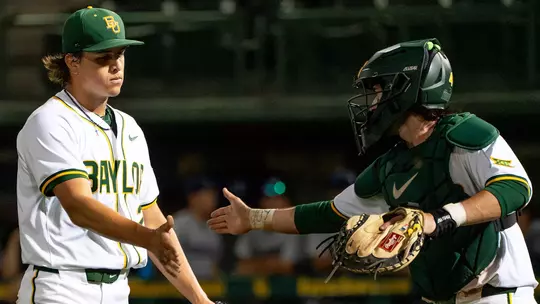 Luke McLeod JJ Kennett high fiving 2026