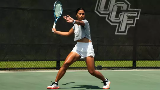 Gabby V in practice at UCF ahead of Big 12 Tournament