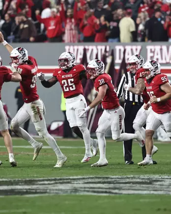 Caden Noonkester recovers FSU odd bounce