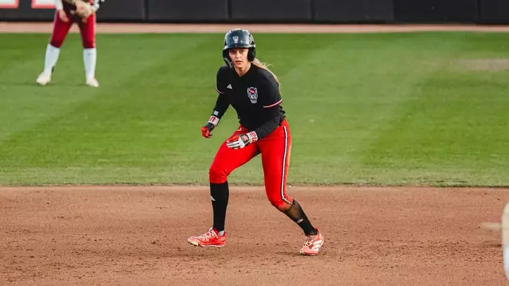 Sarah Johnson running vs Elon 3/3/26