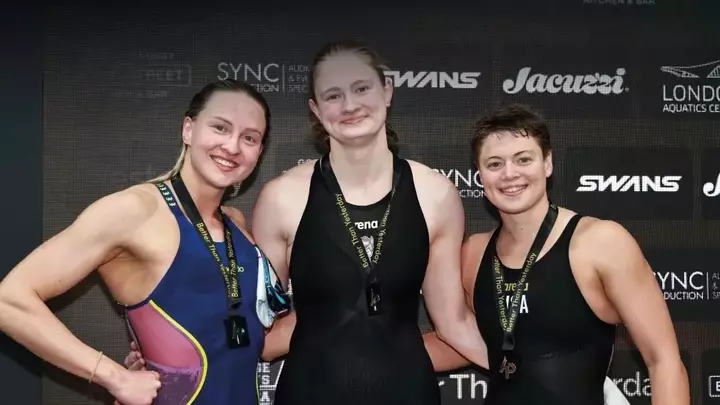 SWIM: Eneli Jefimova 50m breaststroke podium at AP Race London International