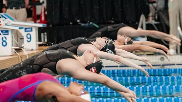 SWIM: Leah Shackley backstroke start