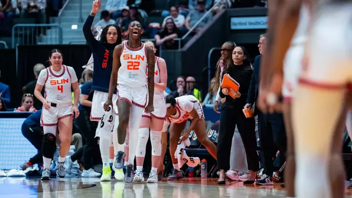 Saniya Rivers of the Connecticut Sun cheers