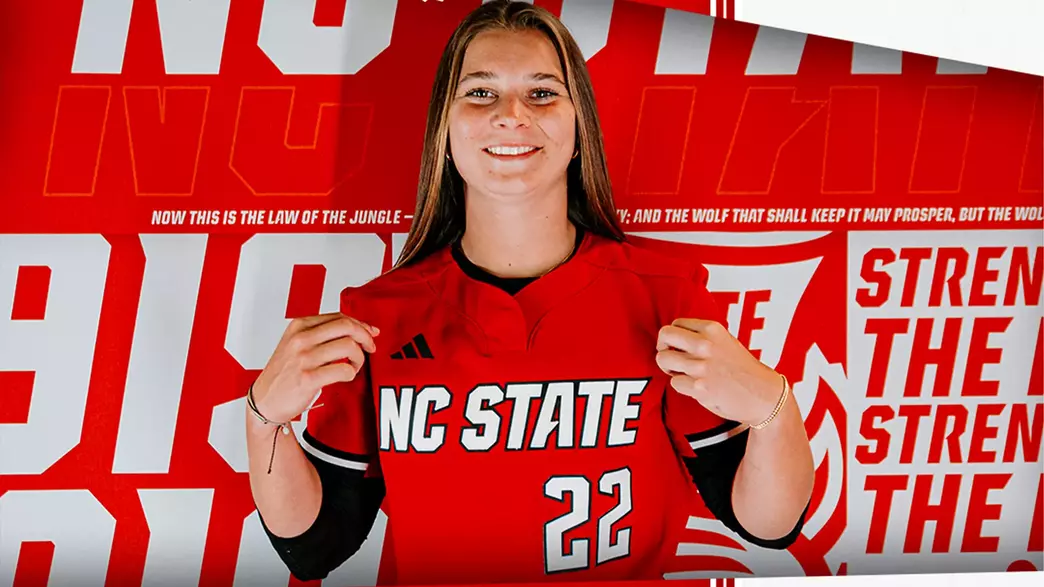 Elle McCloskey poses in front of the custom backdrop - June 2026