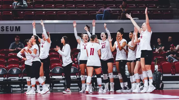 volleyball bench hyped versus App State 9/15/26