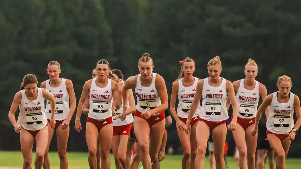 Women's XC Team Full Image