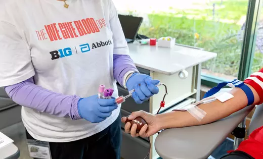 University of Wisconsin looks to defend title in the 2026 Abbott and Big Ten ‘We Give Blood' drive as U.S. faces blood supply crisis