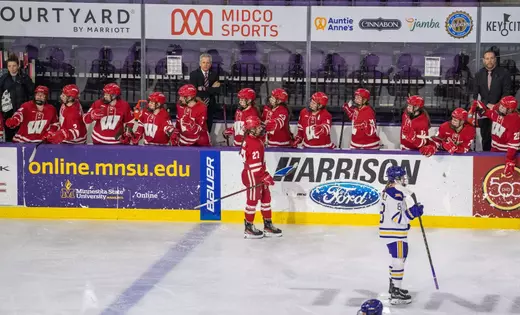 Five things to know: No.1 Badgers prep for final road trip in Mankato