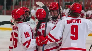 No. 1 Badgers defeat No. 10/12 Huskies, 5-1