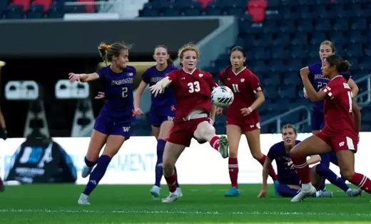 Badgers fall to top-seeded Washington in Big Ten semifinal battle