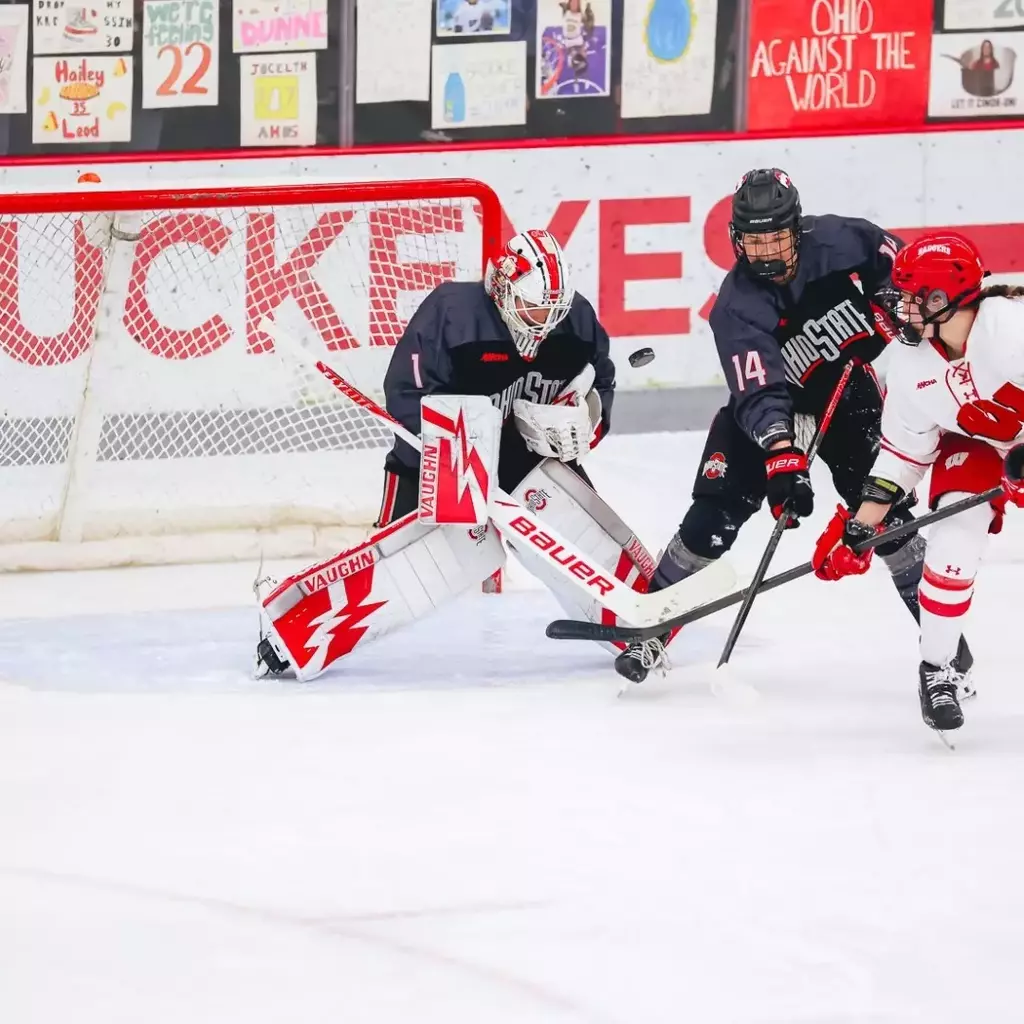 No. 1 Badgers sweep No. 2 Buckeyes