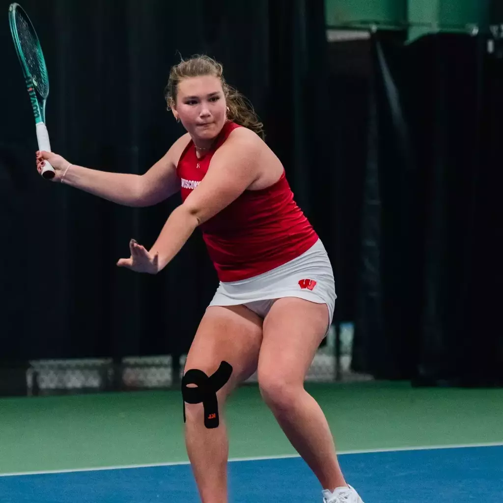 No. 19 Wisconsin falls to UCLA