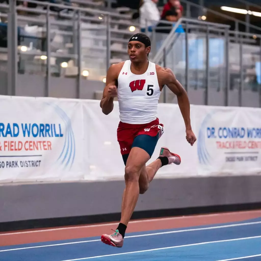 Badgers Shine with Multiple Wins at Wisconsin Midwest Invite