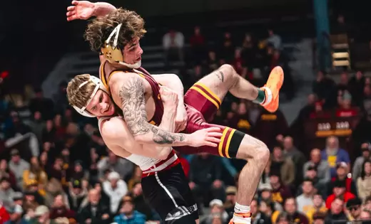 Badgers come up short in Minnesota